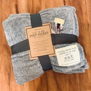 Demdaco Cat & Me Foot Pocket Blanket 60 in x 70 in
